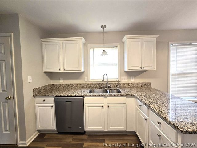 5527 Rising Ridge Drive, Hope Mills, NC 28348