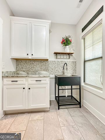 415 Vanderbilt Parkway, Newnan, GA 30265