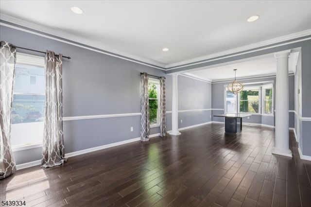 29 Old Schoolhouse Rd, Bethlehem Twp., NJ 08802