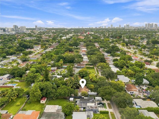 2541 Washington Street, Hollywood, FL 33020
