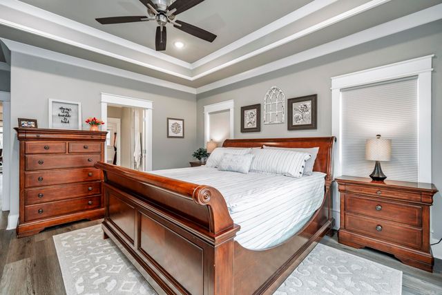 27 Sacedon Way, Hot Springs Village, AR 71909