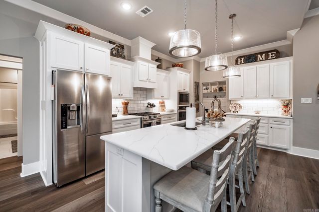 27 Sacedon Way, Hot Springs Village, AR 71909