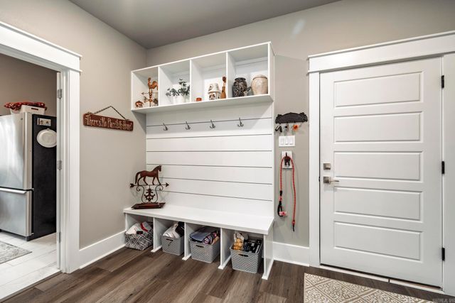 27 Sacedon Way, Hot Springs Village, AR 71909