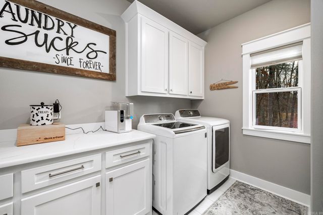 27 Sacedon Way, Hot Springs Village, AR 71909