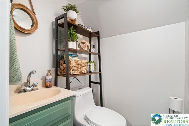 1937 Greenleaf Street, Bethlehem City, PA 18017