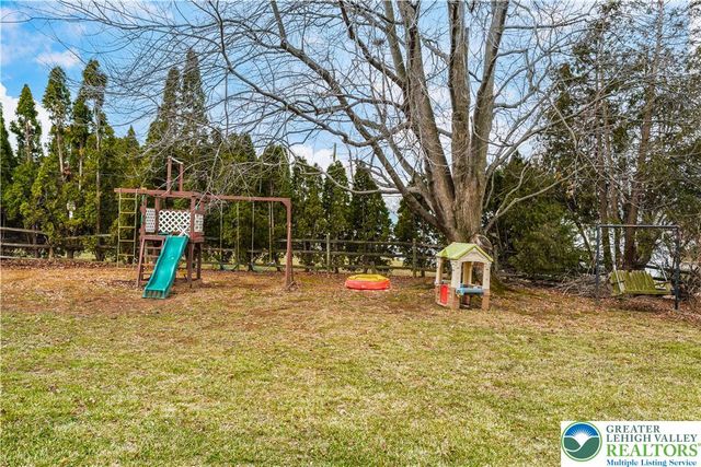 1937 Greenleaf Street, Bethlehem City, PA 18017