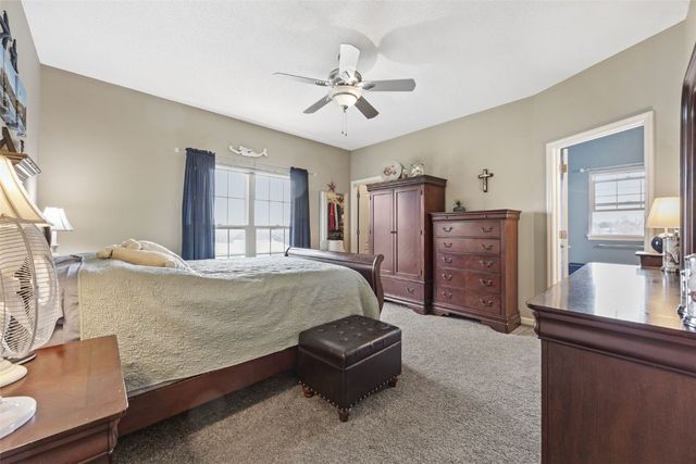 2521 Radcliffe Court SW, Cedar Rapids, IA 52404