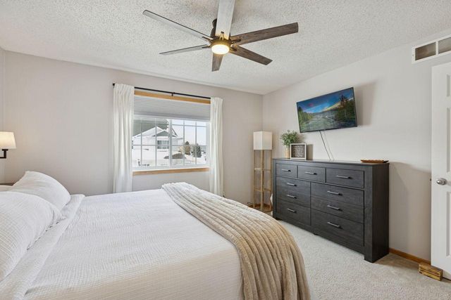 7343 Kalland Circle NE 41, Albertville, MN 55301