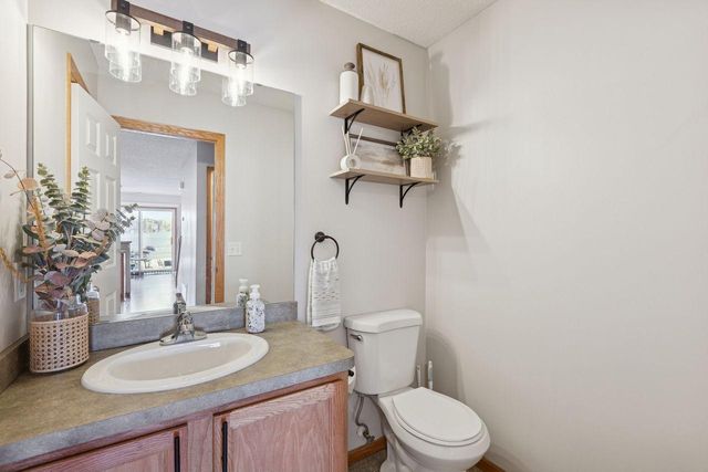 7343 Kalland Circle NE 41, Albertville, MN 55301