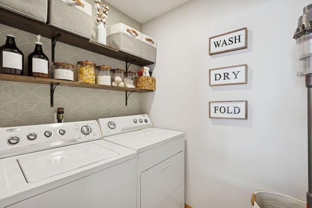 7343 Kalland Circle NE 41, Albertville, MN 55301