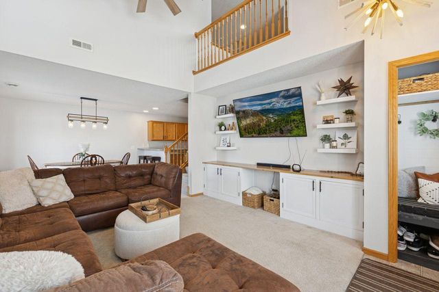 7343 Kalland Circle NE 41, Albertville, MN 55301