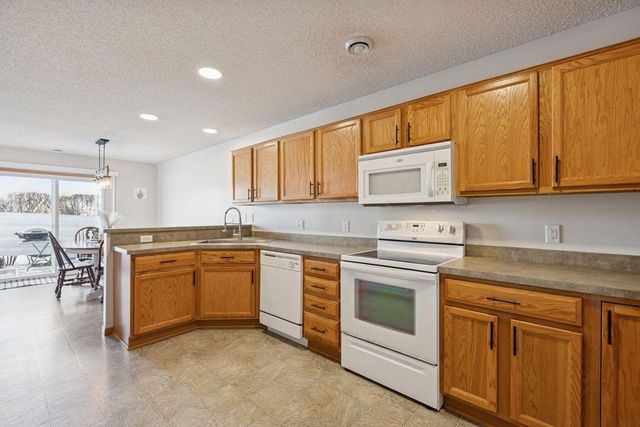 7343 Kalland Circle NE 41, Albertville, MN 55301