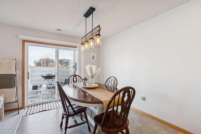 7343 Kalland Circle NE 41, Albertville, MN 55301