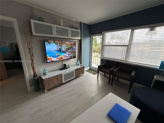 3250 NE 28th Street 212, Fort Lauderdale, FL 33308