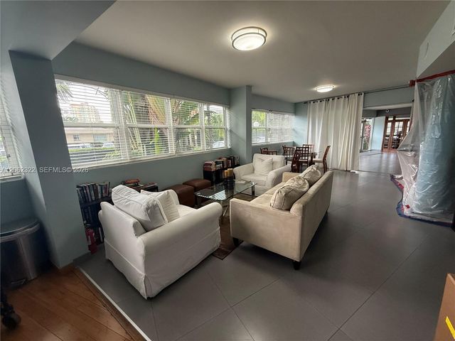 3250 NE 28th Street 212, Fort Lauderdale, FL 33308