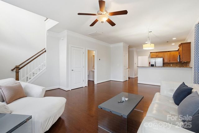 10830 Kemptown Square N, Mint Hill, NC 28227