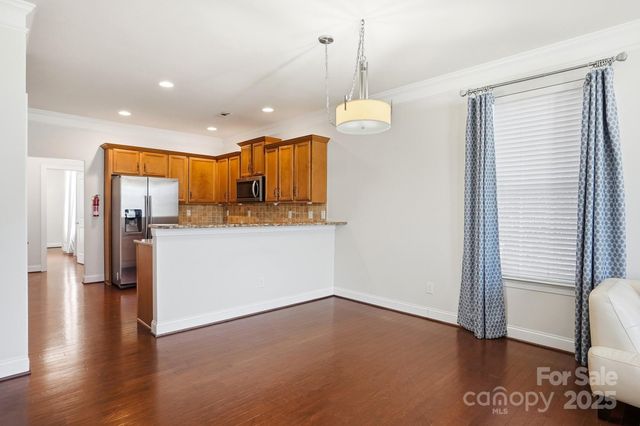 10830 Kemptown Square N, Mint Hill, NC 28227