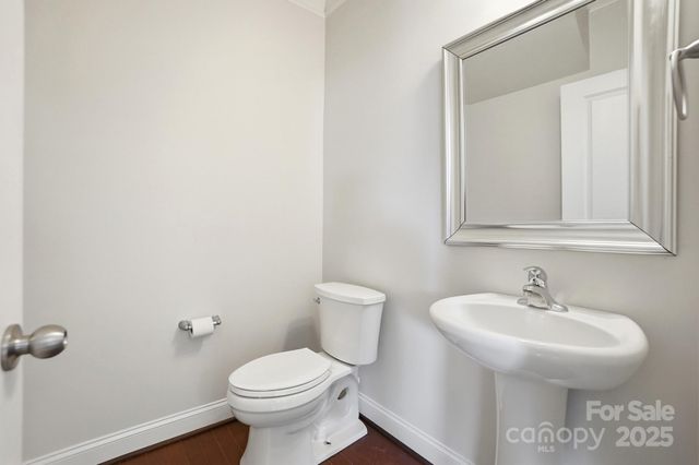 10830 Kemptown Square N, Mint Hill, NC 28227