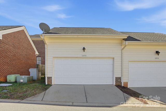 10830 Kemptown Square N, Mint Hill, NC 28227