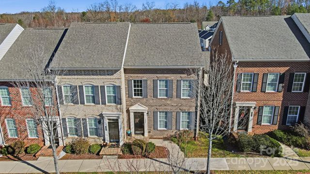 10830 Kemptown Square N, Mint Hill, NC 28227