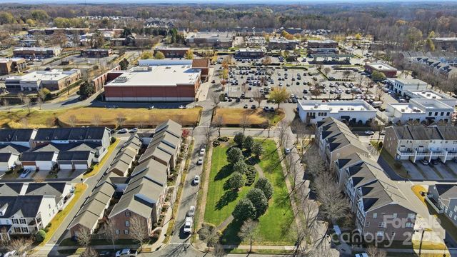 10830 Kemptown Square N, Mint Hill, NC 28227