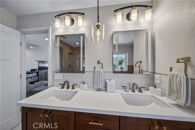 13046 Oak Crest, Yucaipa, CA 92399