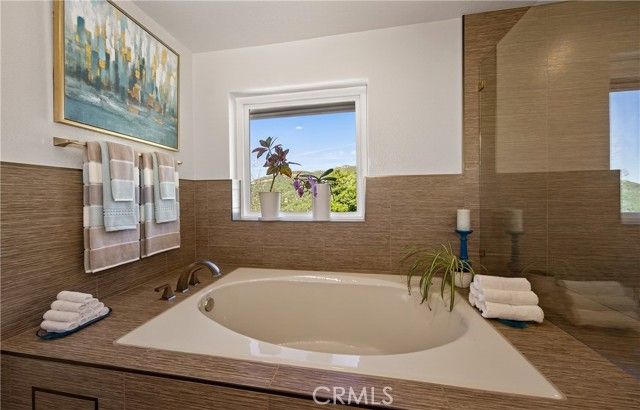 13046 Oak Crest, Yucaipa, CA 92399