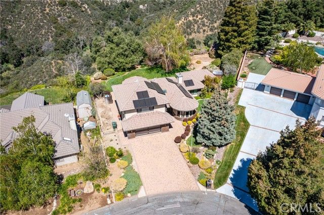 13046 Oak Crest, Yucaipa, CA 92399