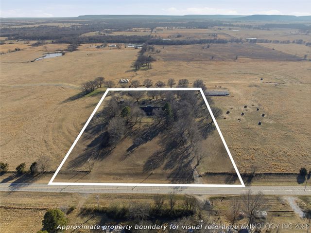 3197 E 203rd Street S, Warner, OK 74469