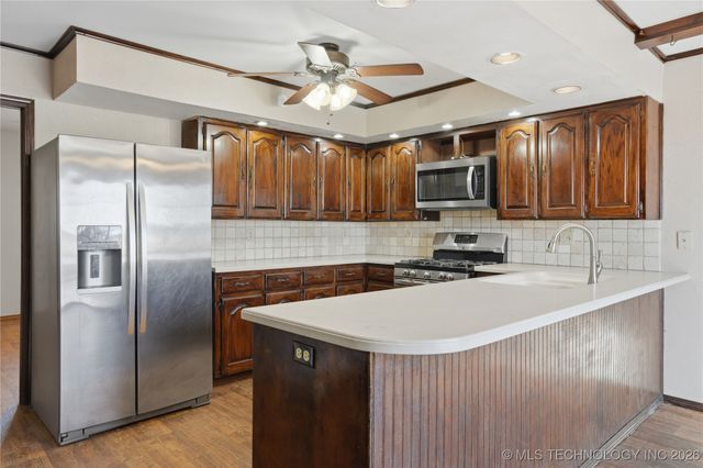 3197 E 203rd Street S, Warner, OK 74469