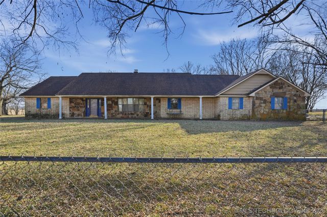 3197 E 203rd Street S, Warner, OK 74469