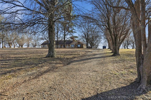 3197 E 203rd Street S, Warner, OK 74469