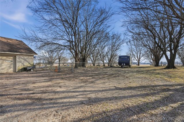 3197 E 203rd Street S, Warner, OK 74469