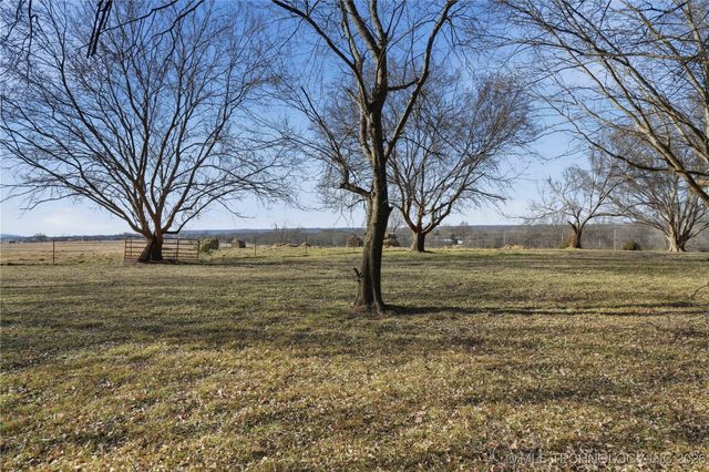 3197 E 203rd Street S, Warner, OK 74469