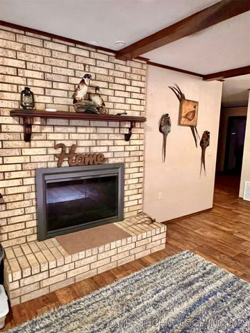 3197 E 203rd Street S, Warner, OK 74469