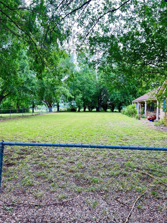 3197 E 203rd Street S, Warner, OK 74469
