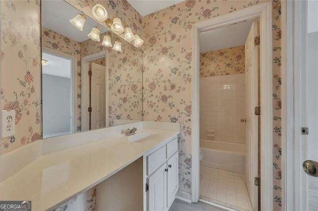 6321 Woodlore Drive NW, Acworth, GA 30101