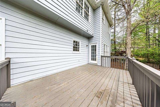 6321 Woodlore Drive NW, Acworth, GA 30101