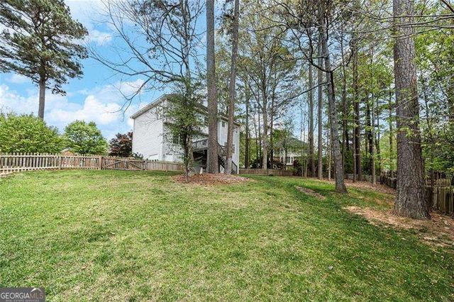 6321 Woodlore Drive NW, Acworth, GA 30101