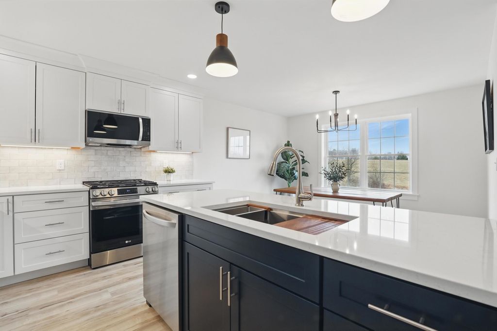 13 Brook Circle, Northwood, NH 03261