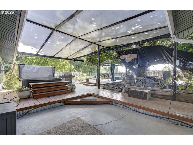 3710 Ne PACIFIC Way, Vancouver, WA 98662