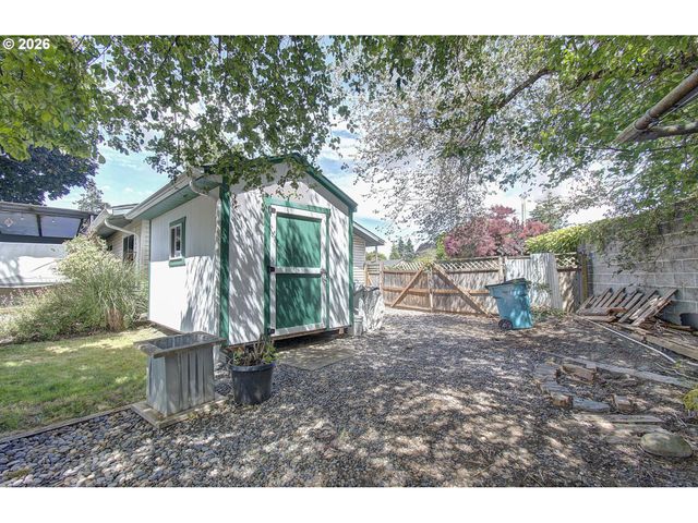 3710 Ne PACIFIC Way, Vancouver, WA 98662