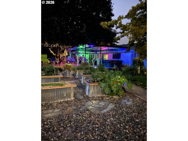 3710 Ne PACIFIC Way, Vancouver, WA 98662