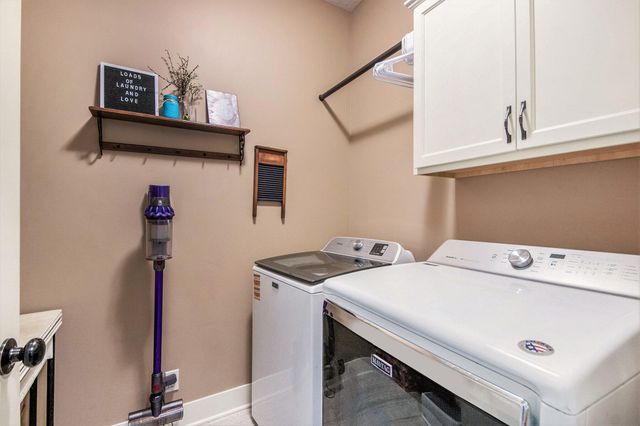 702 Braeside Drive Se, Gaines Twp, MI 49315