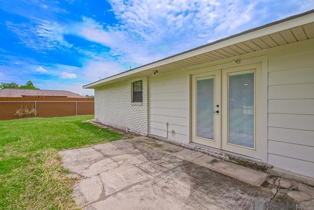 40502 Mary Ann St, Prairieville, LA 70769
