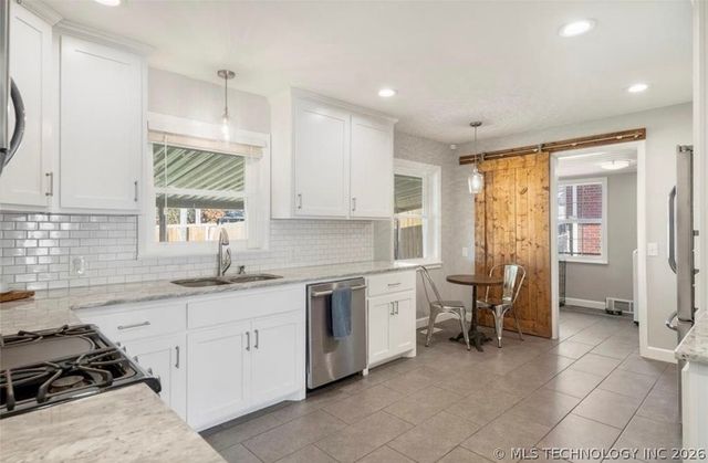 2426 S Louisville Avenue, Tulsa, OK 74114