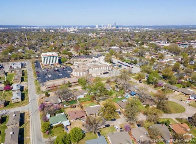 2426 S Louisville Avenue, Tulsa, OK 74114