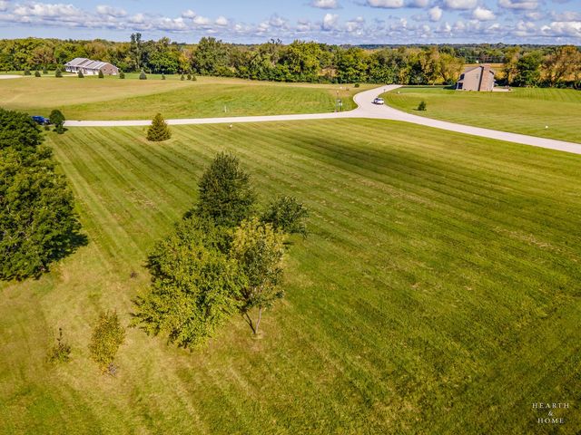1813 Chloe Trail, Johnsburg, IL 60051