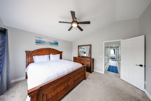 3902 E ROSEMONTE Drive, Phoenix, AZ 85050