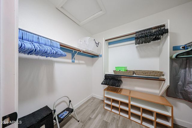 3902 E ROSEMONTE Drive, Phoenix, AZ 85050